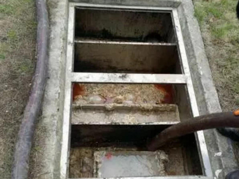 企石镇隔油池清理