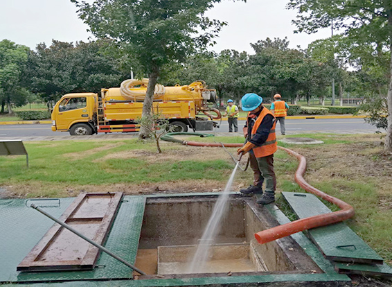 企石镇化油池清理